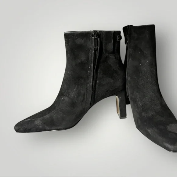 🌻NEW w/tag Sam Edelman Saige Black Suede Ankle Bootie Pointed Toe Heel Size 7.5 - Picture 7 of 11